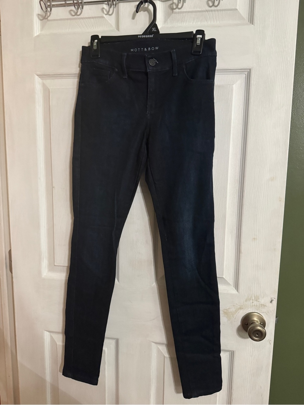 Mott & Bow Skinny Jeans 26x30 Dark Blue